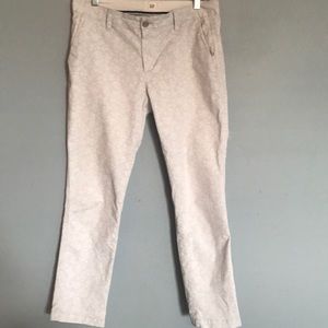 Gap Chinos
